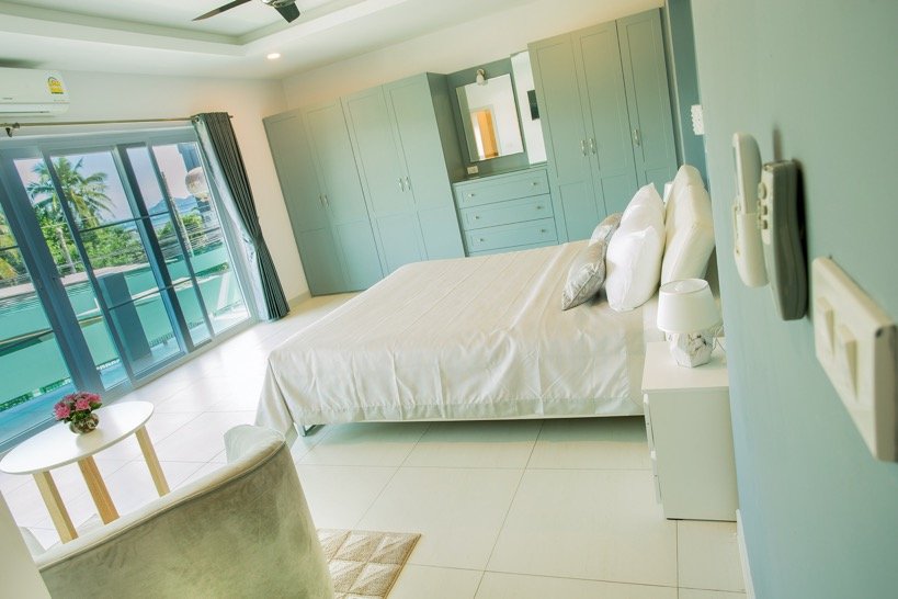 Property image - full photo 30