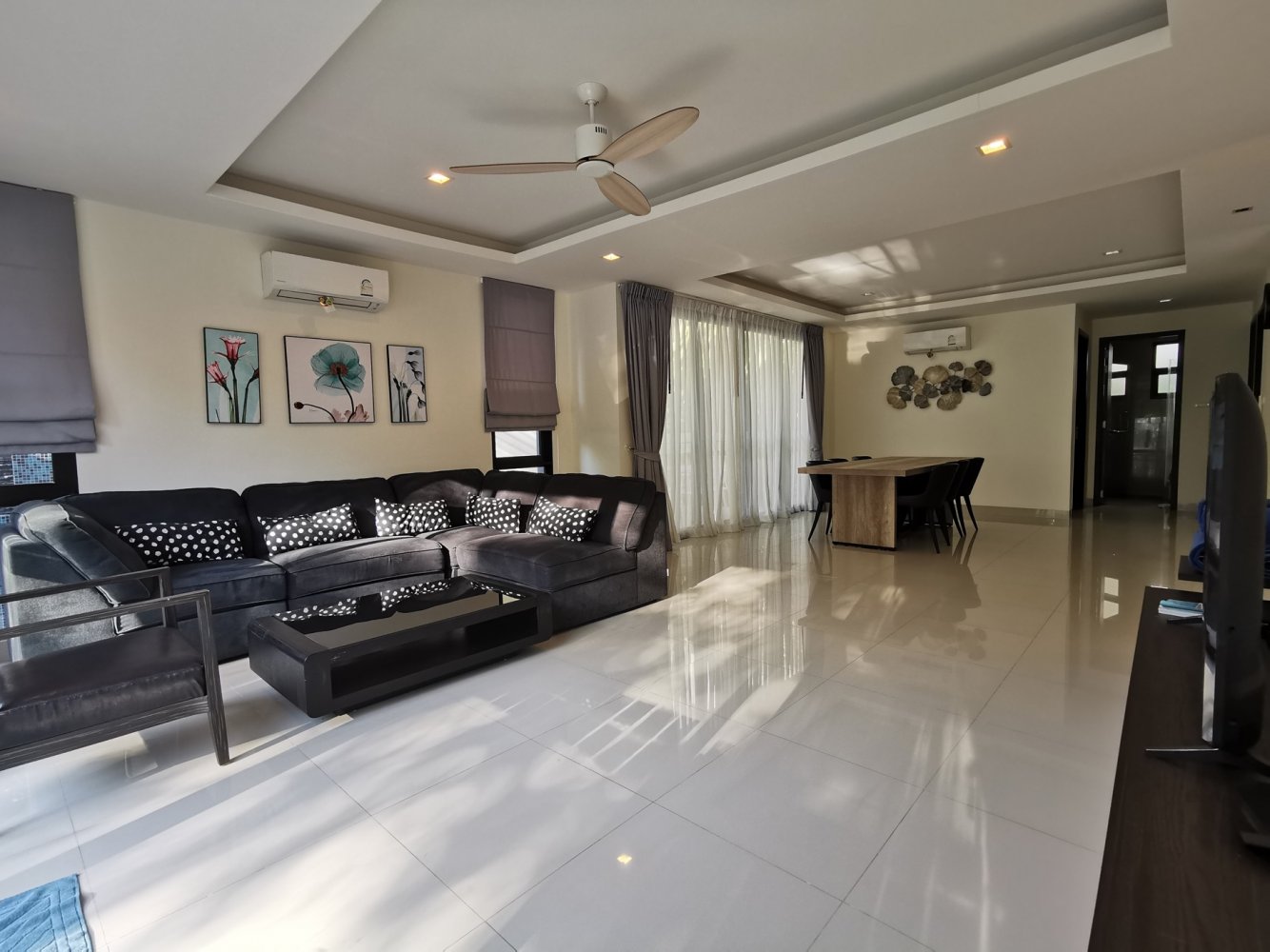 Property image - full photo 19