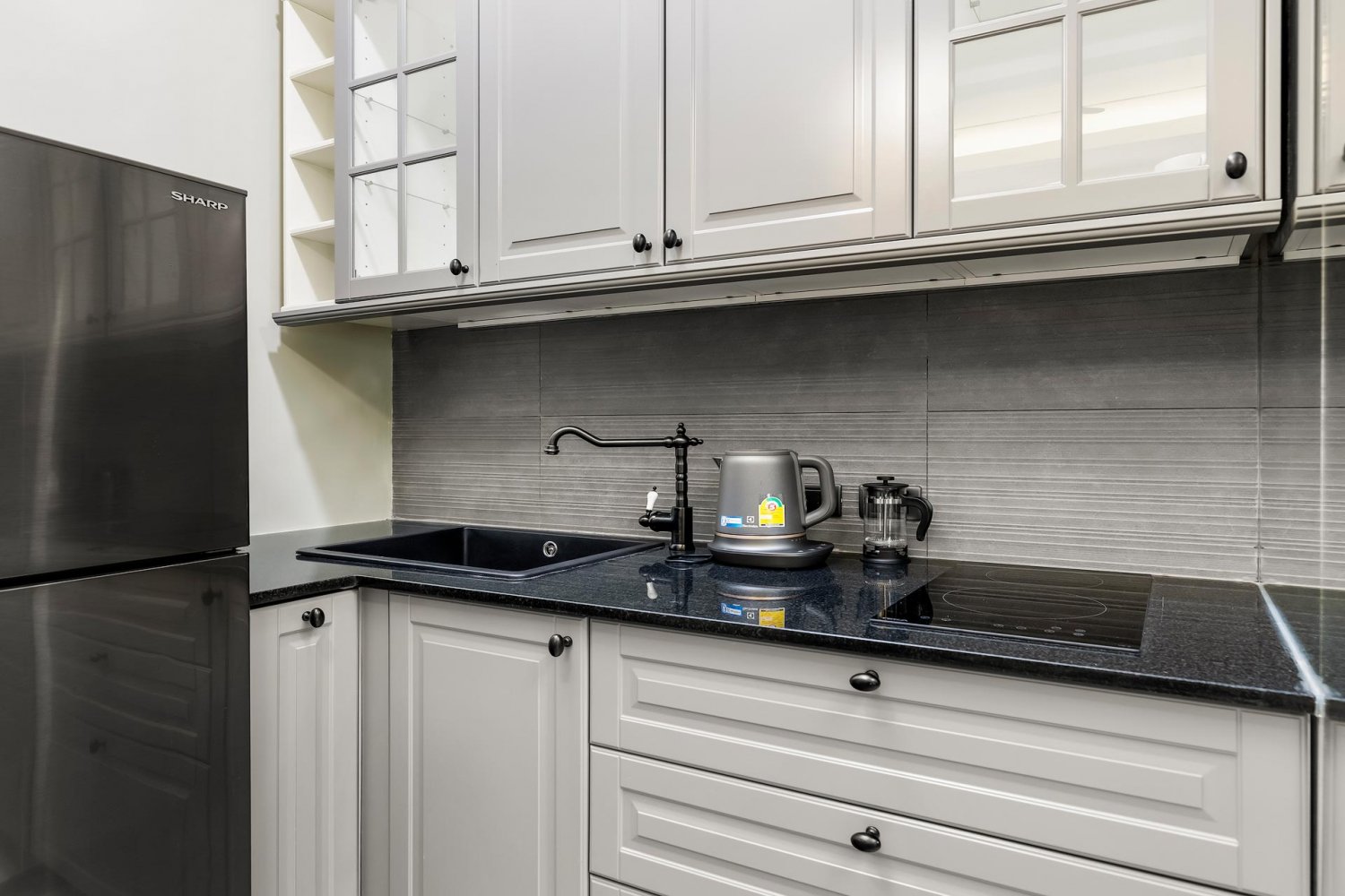 Property image - full photo 16