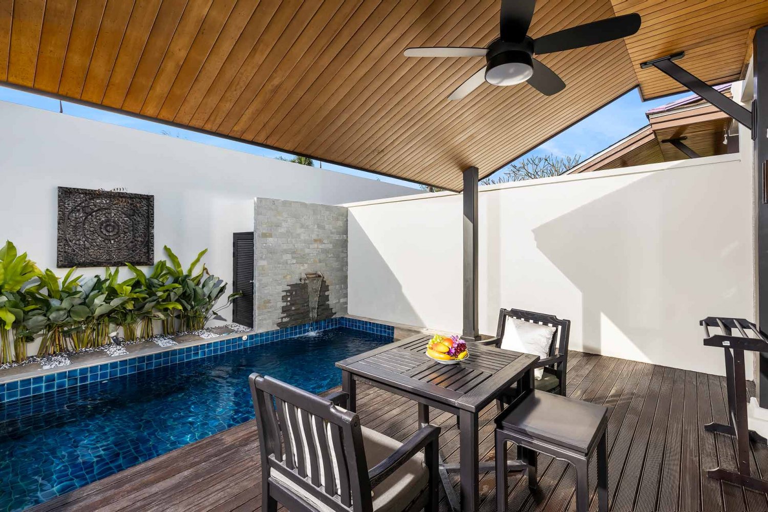 Property image - full photo 18