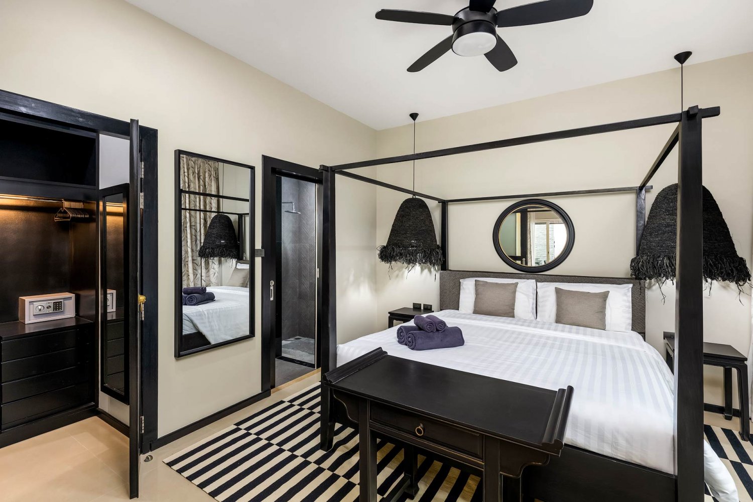 Property image - full photo 11