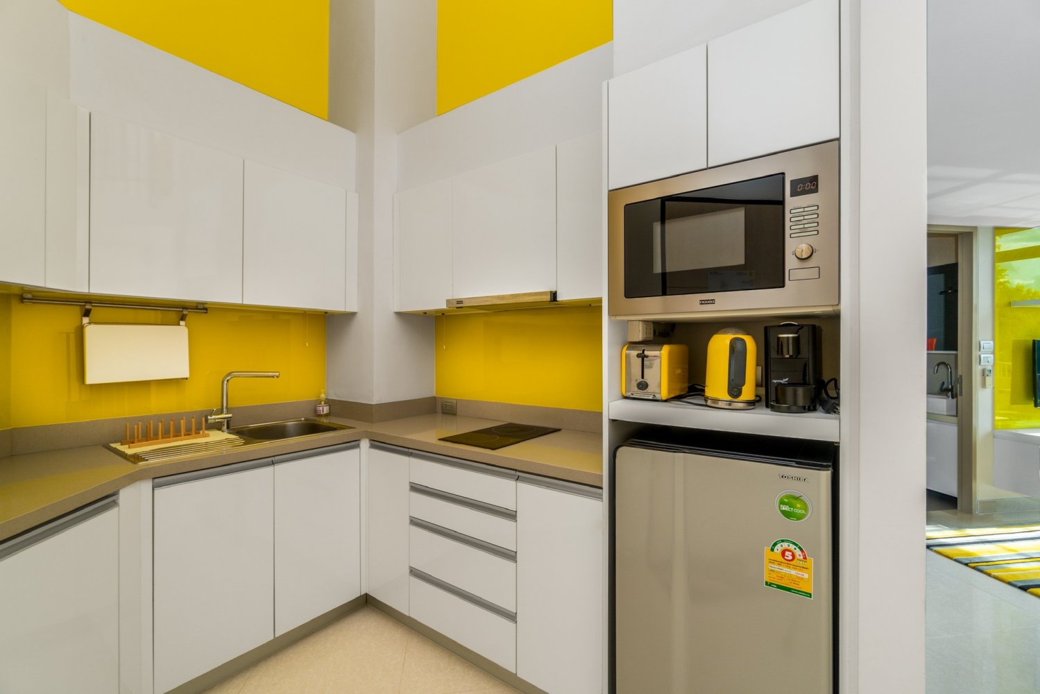 Property image - full photo 3