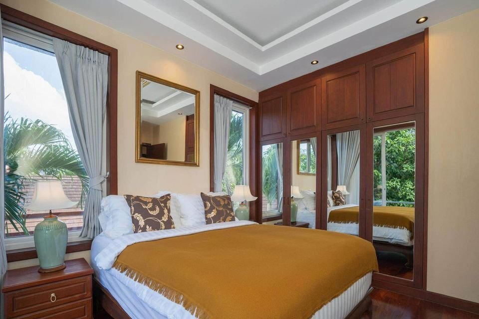 Property image - full photo 8