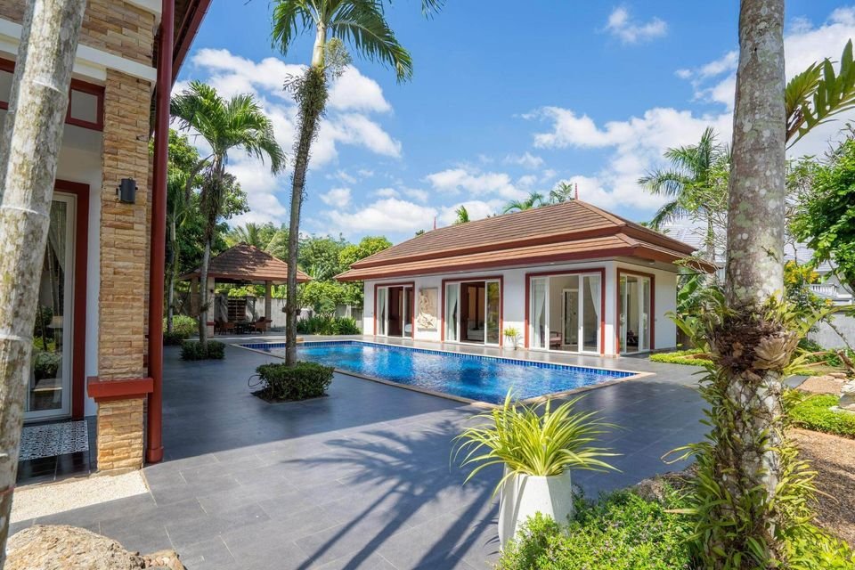 Property image - full photo 4