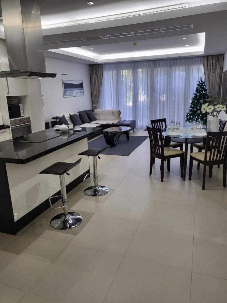 Property image - full photo 5
