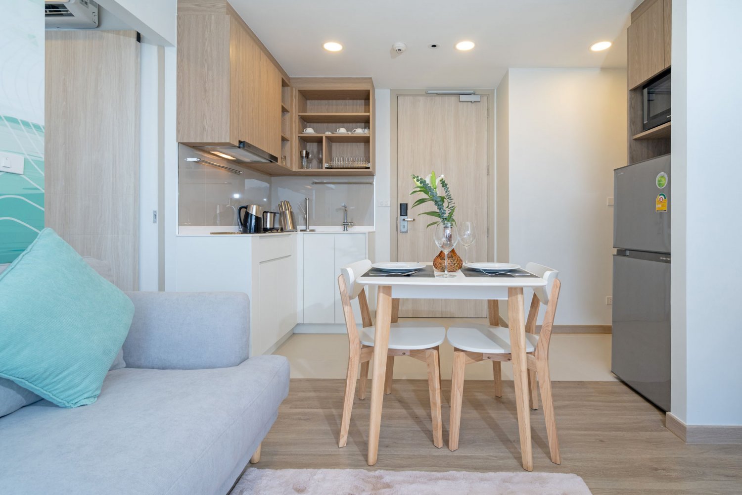 Property image - full photo 8