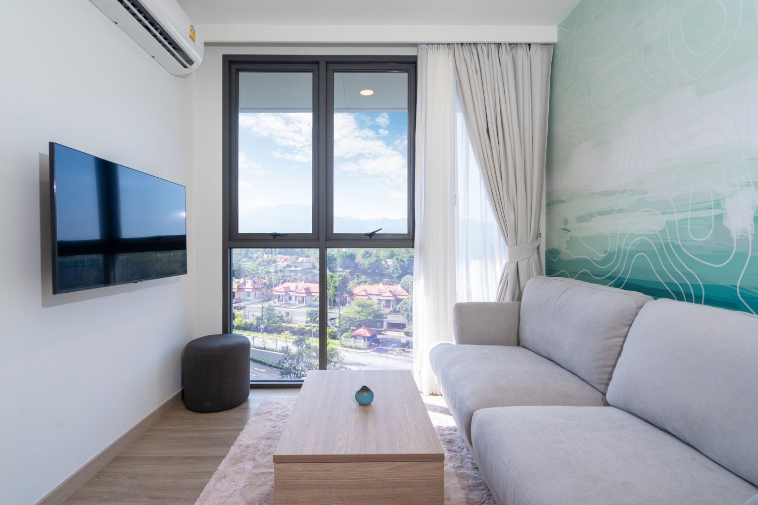 Property image - full photo 6