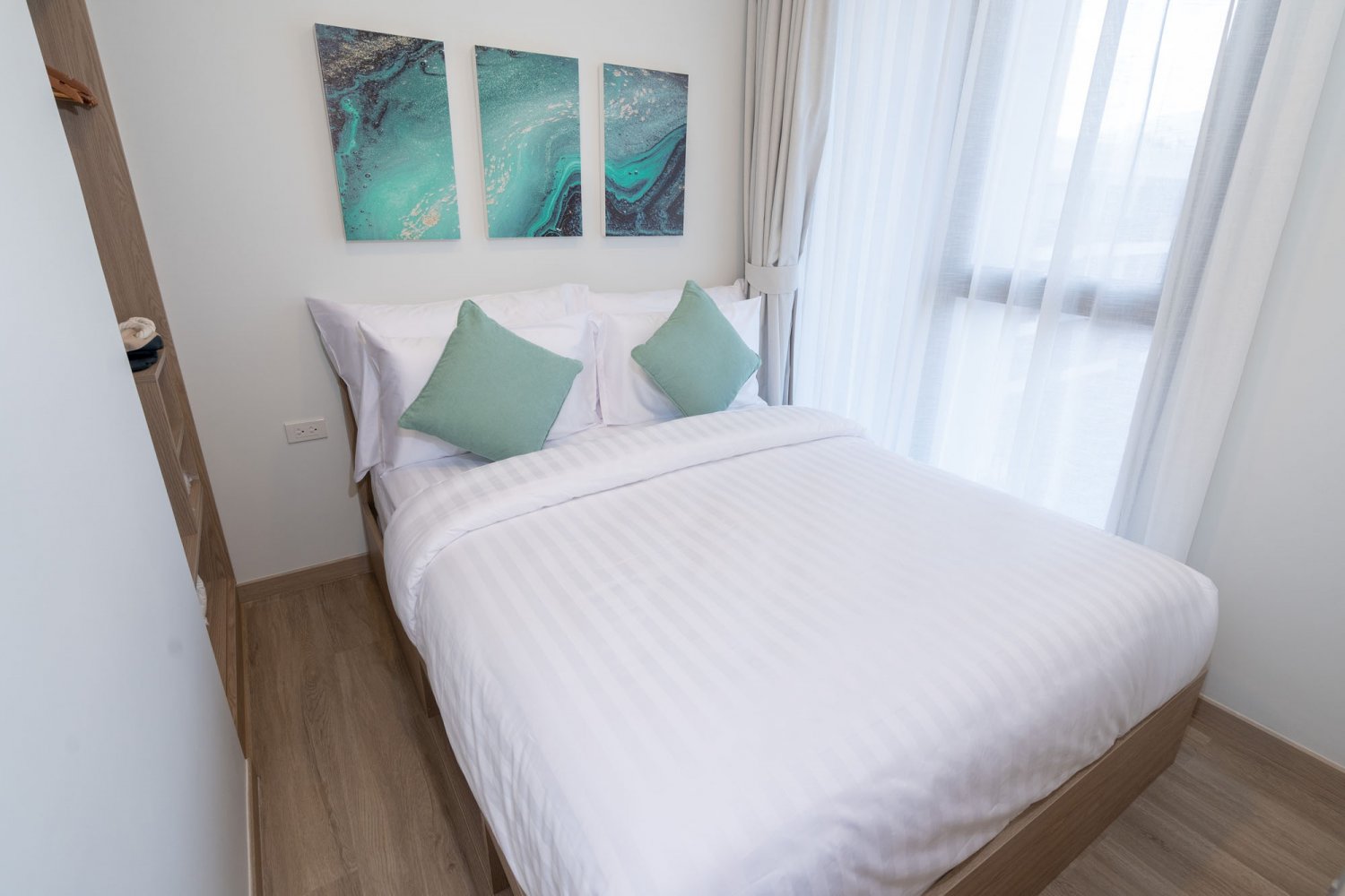 Property image - full photo 29