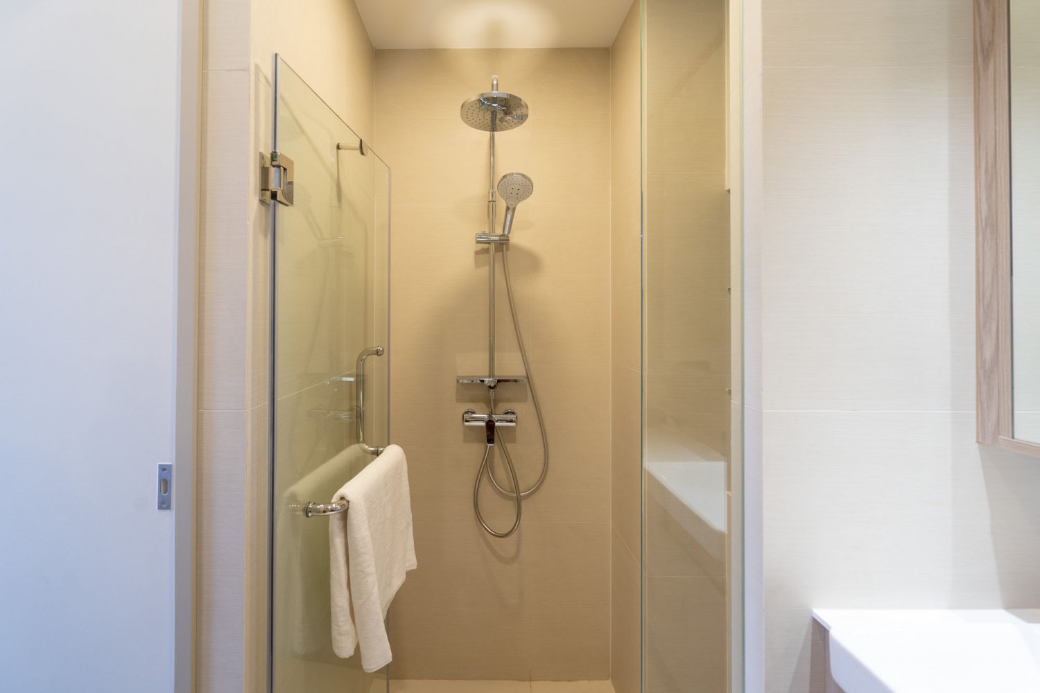 Property image - full photo 25