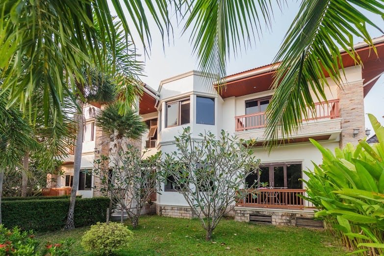 Property image - full photo 4