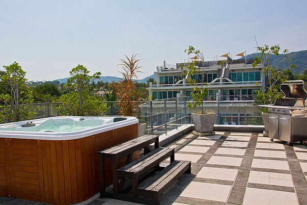 Property image - full photo 12