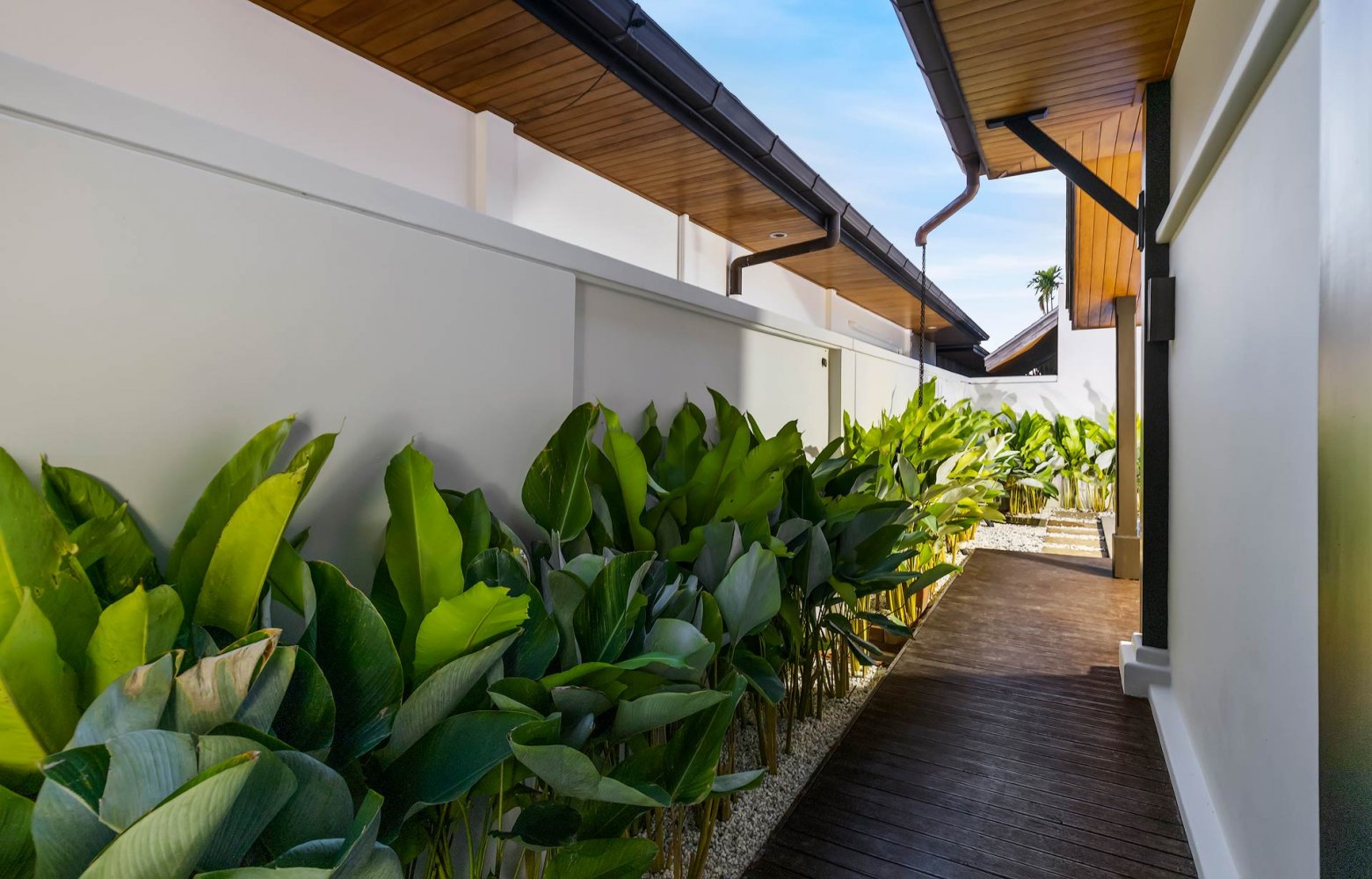 Property image - full photo 18