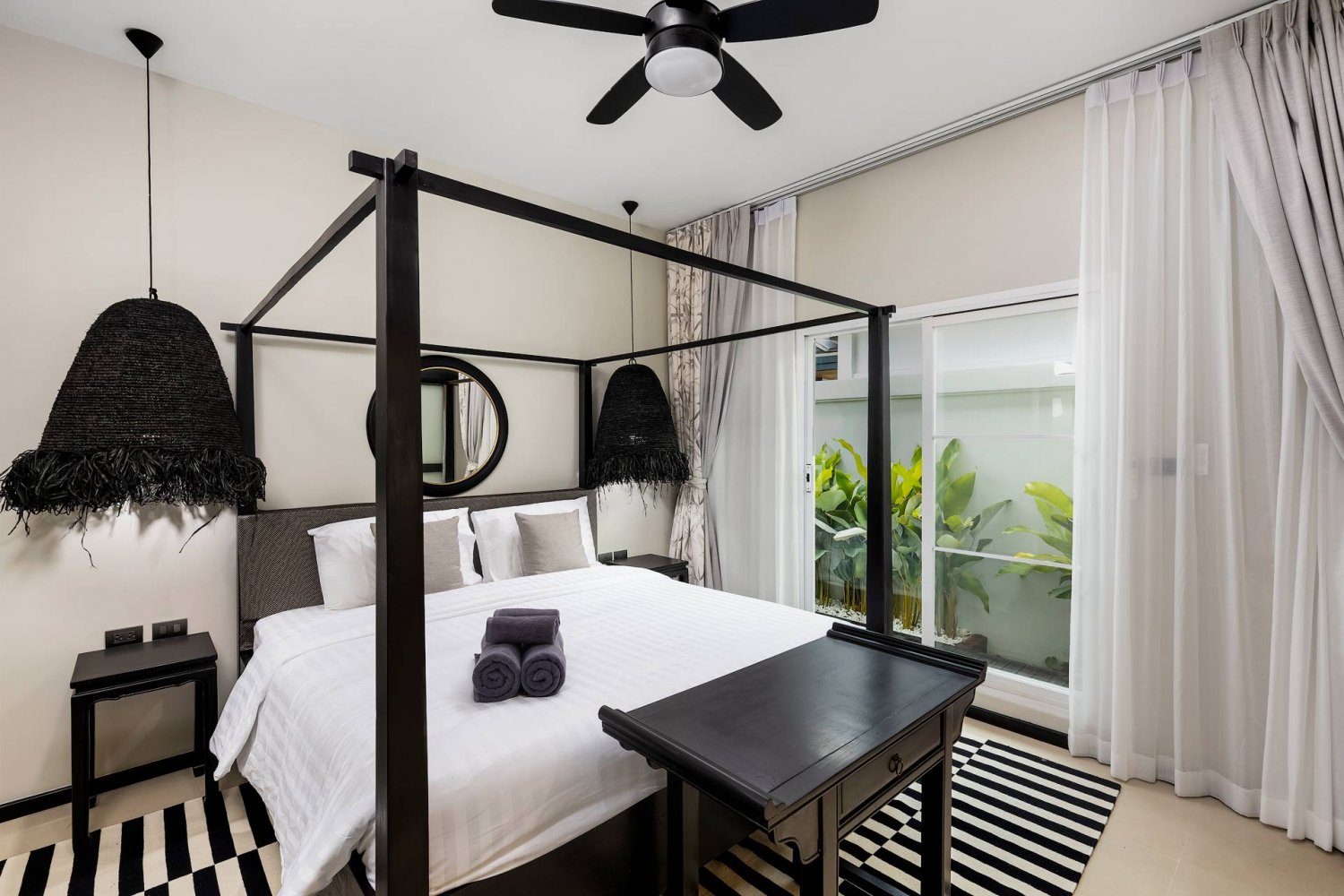 Property image - full photo 10