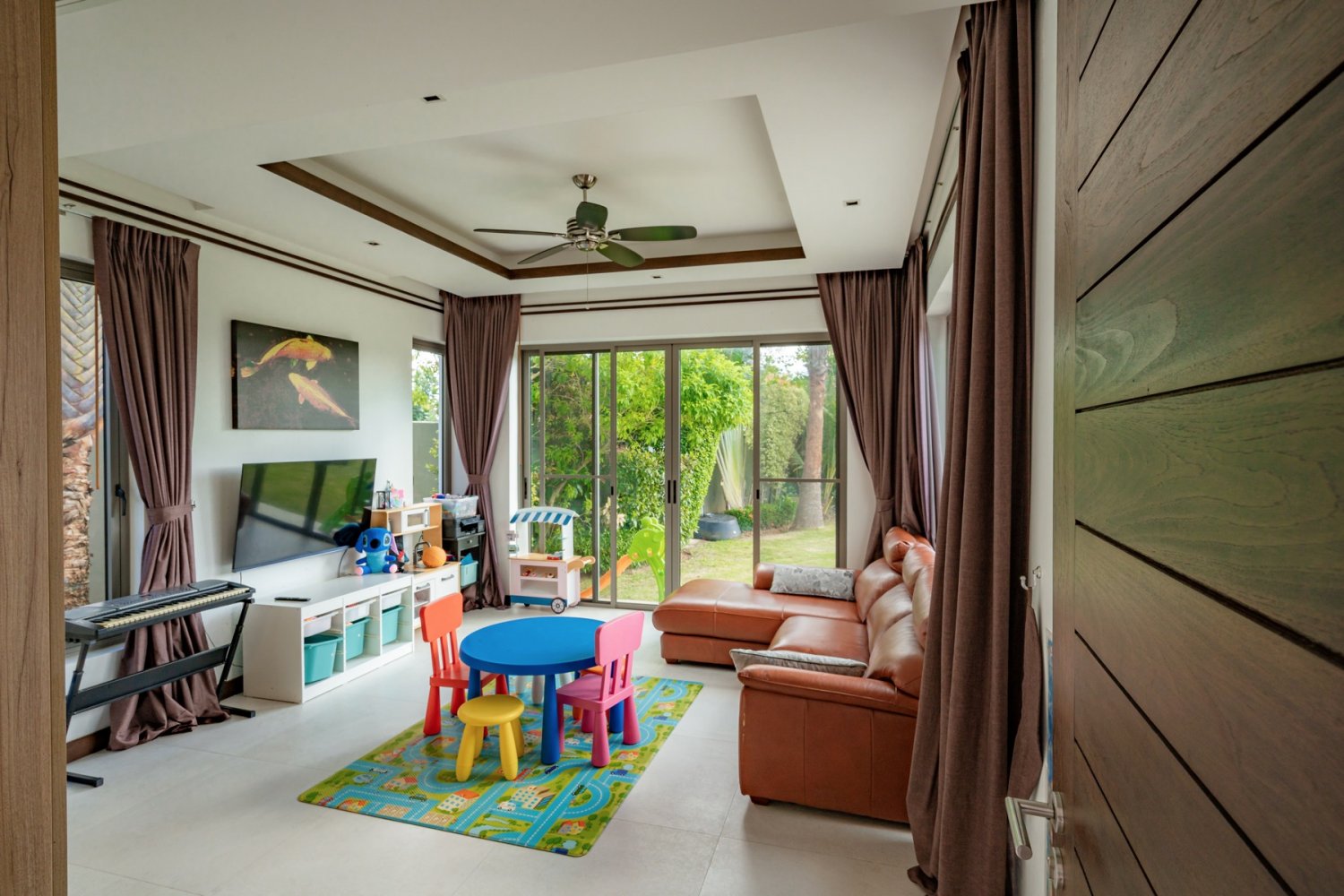 Property image - full photo 25