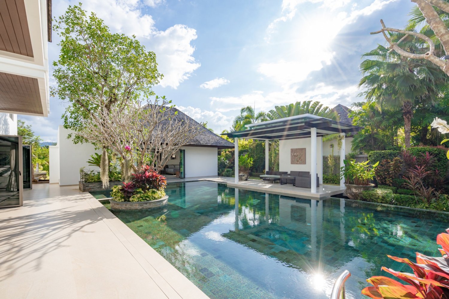 Property image - full photo 7