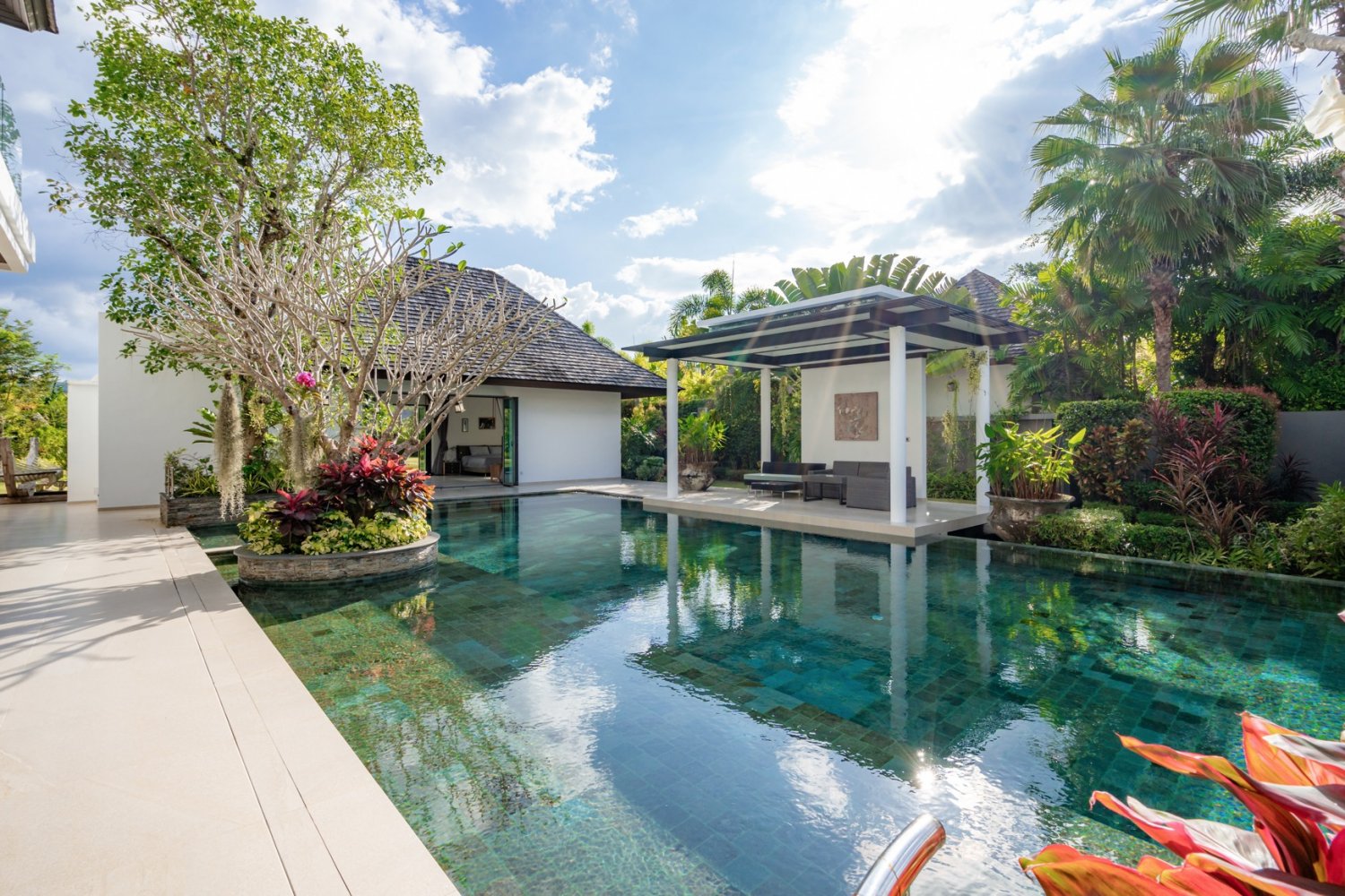 Property image - full photo 5