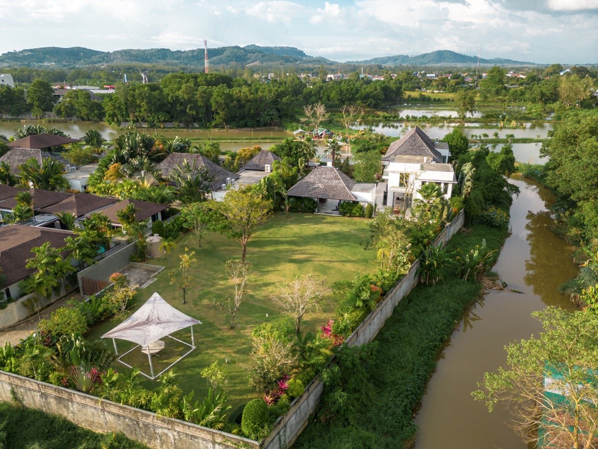 Property image - full photo 81