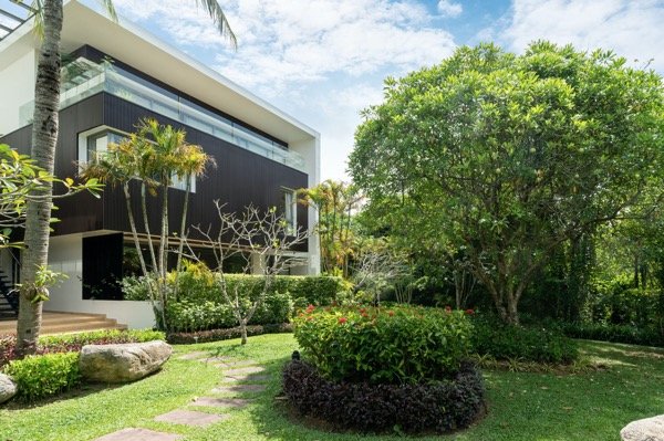 Property image - full photo 1