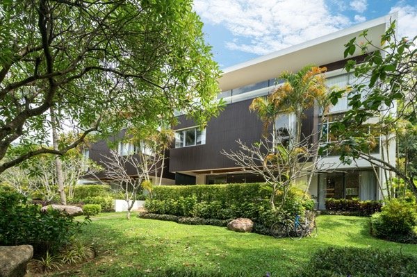 Property image - full photo 2