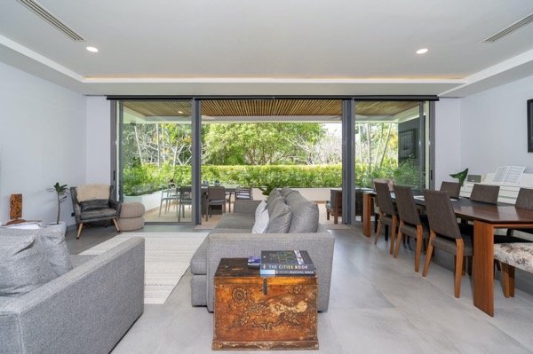 Property image - full photo 12