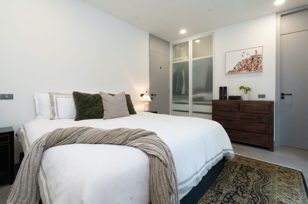 Property image - full photo 36