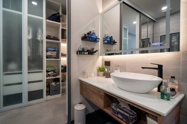 Property image - full photo 47