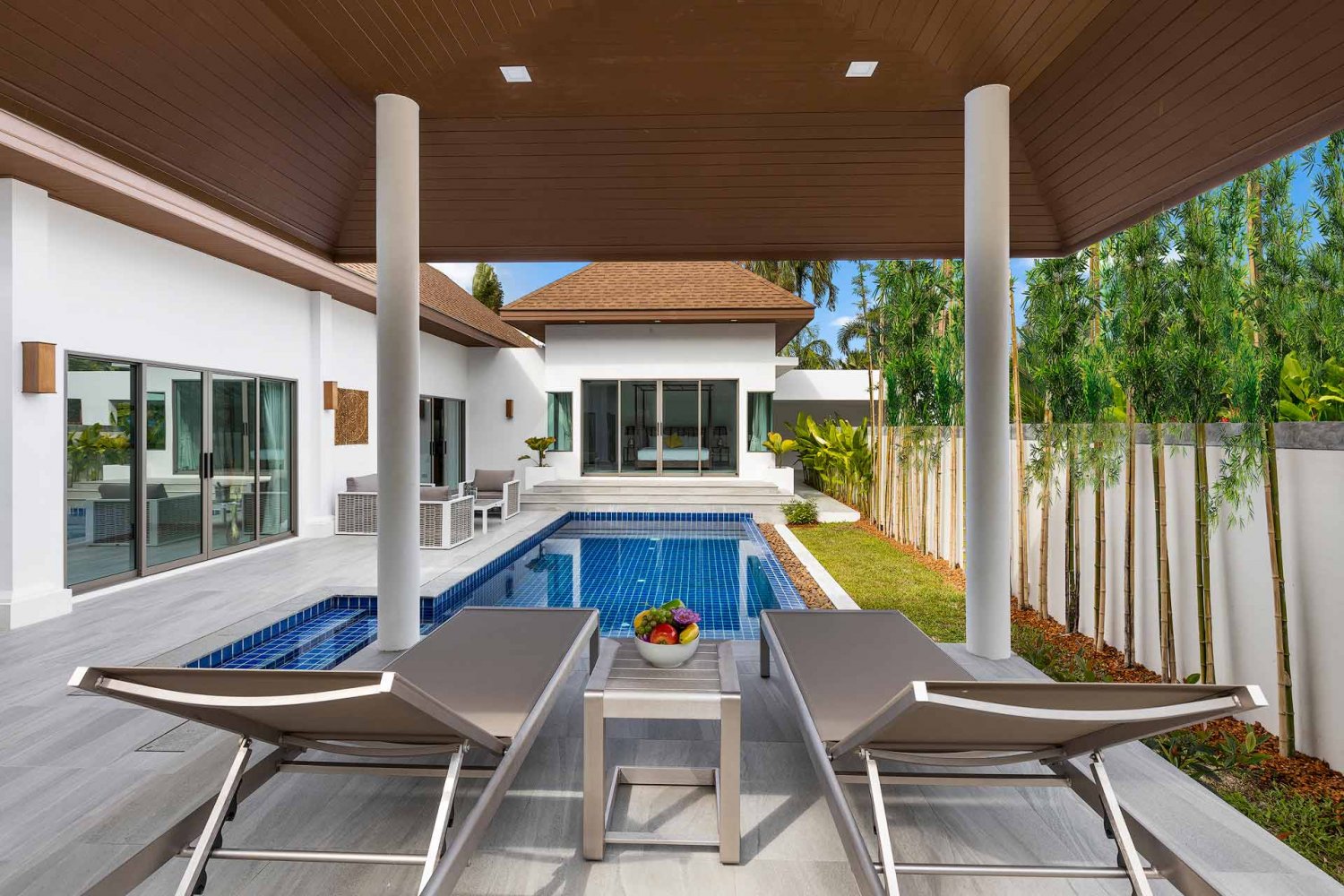 Property image - full photo 3