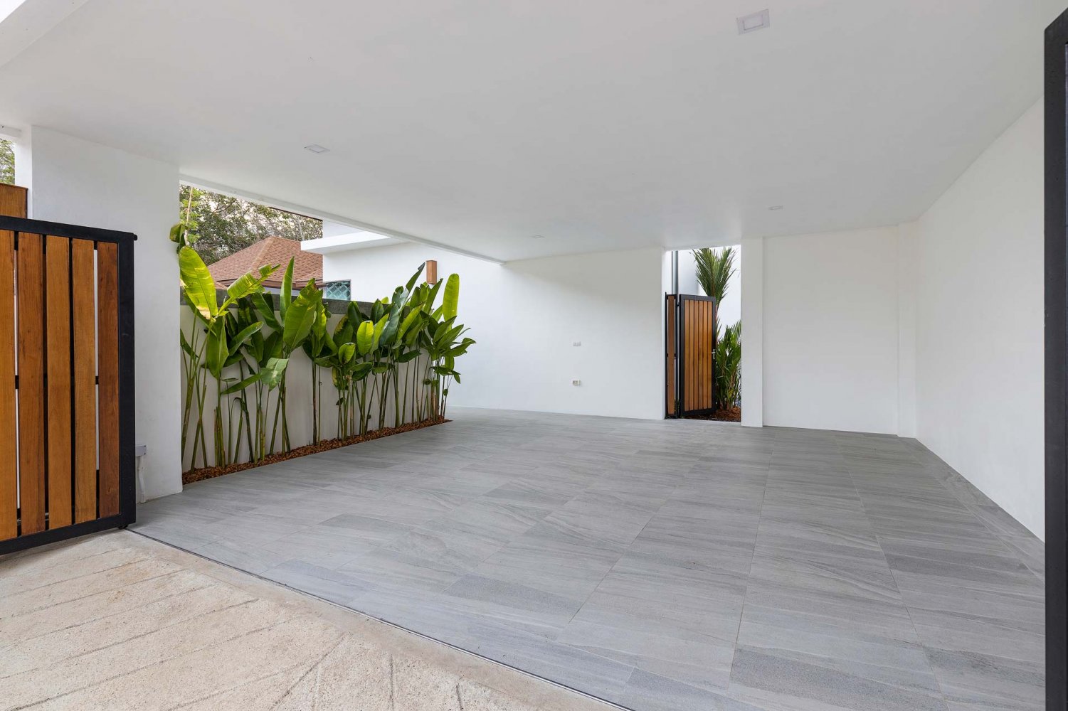 Property image - full photo 19