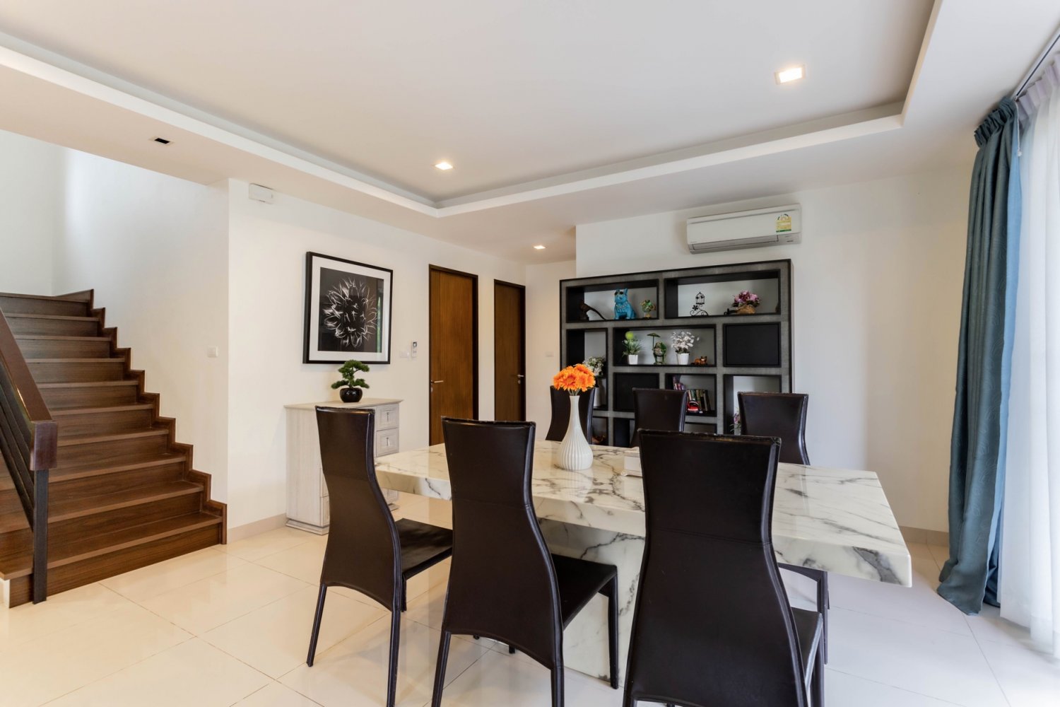Property image - full photo 7