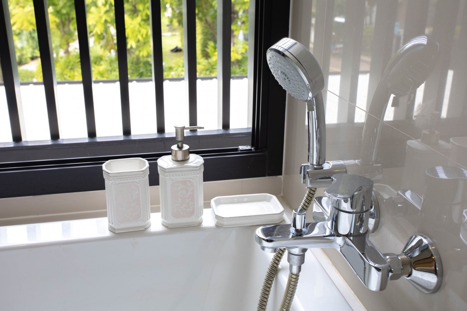 Property image - full photo 19