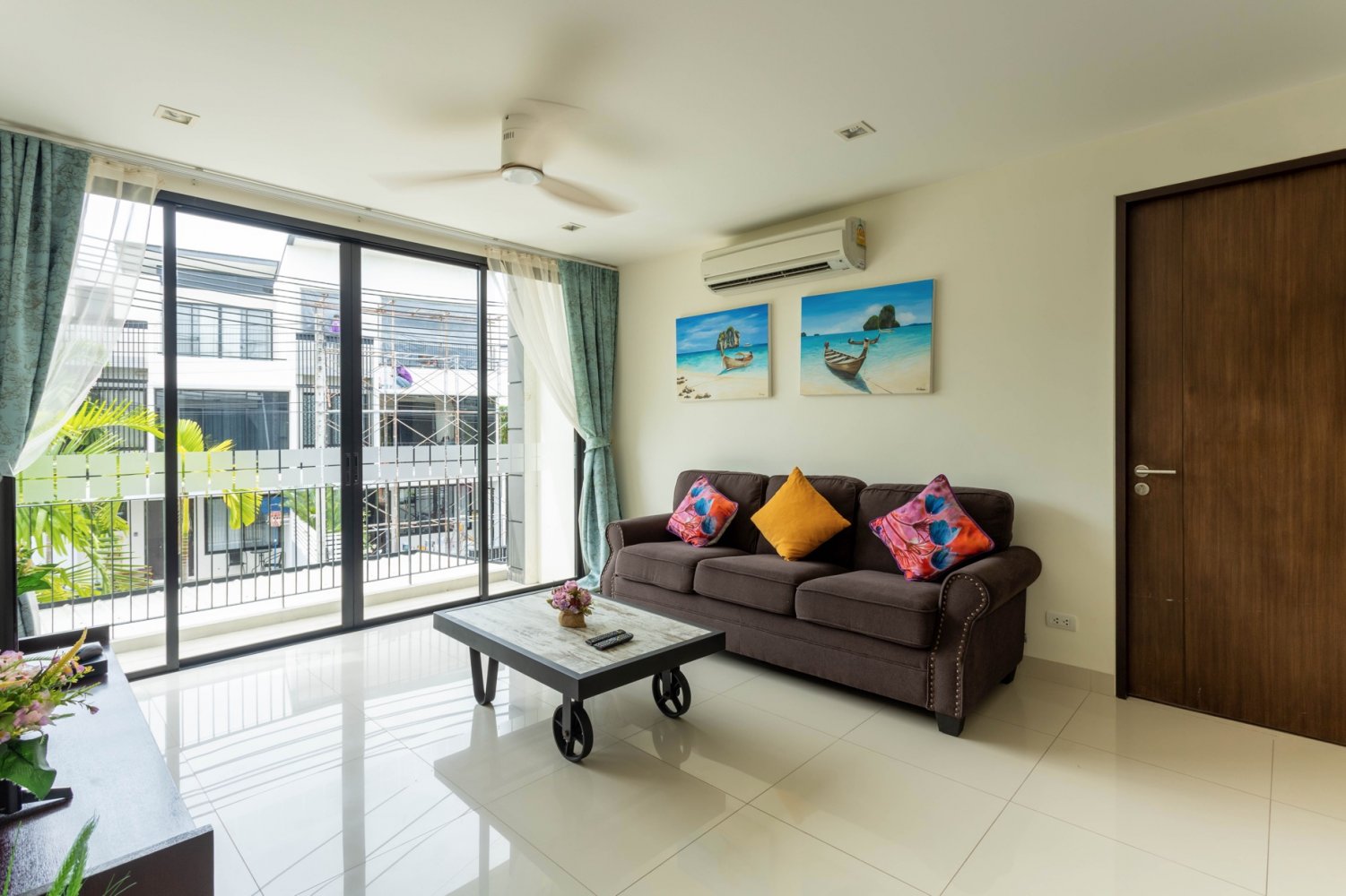 Property image - full photo 5