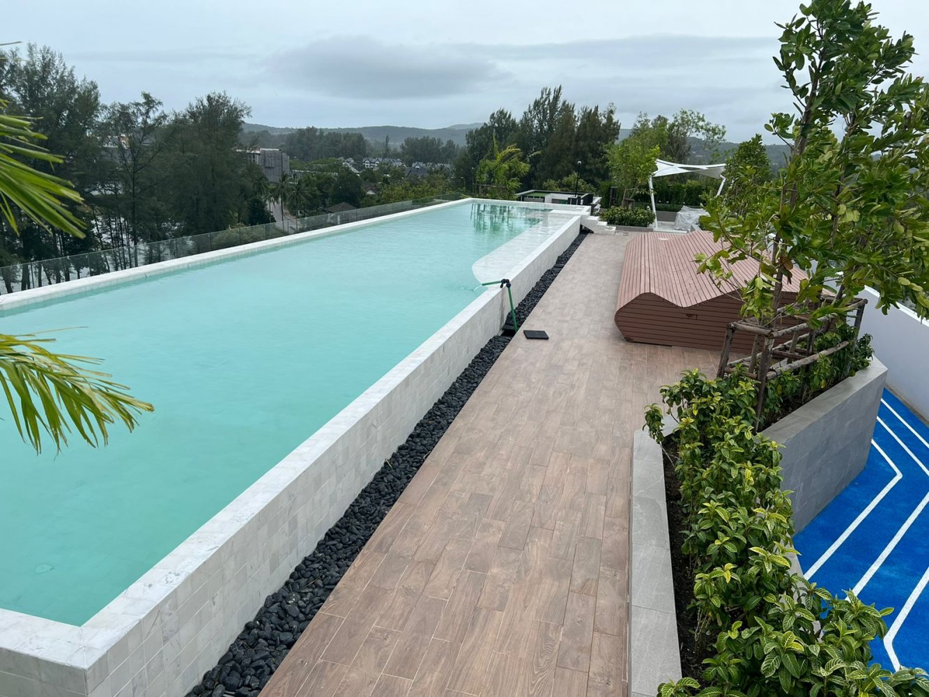 Property image - full photo 1