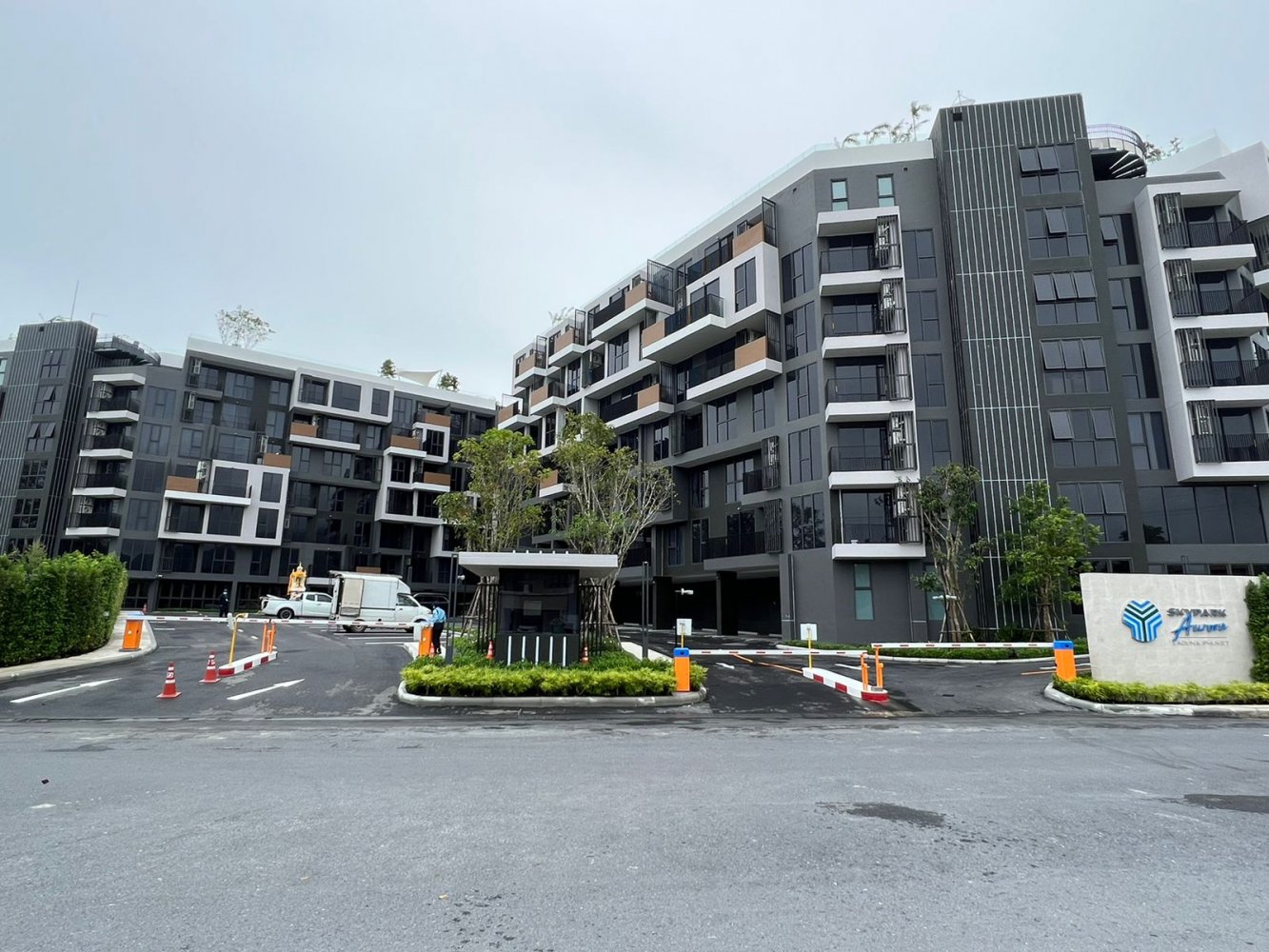 Property image - full photo 18