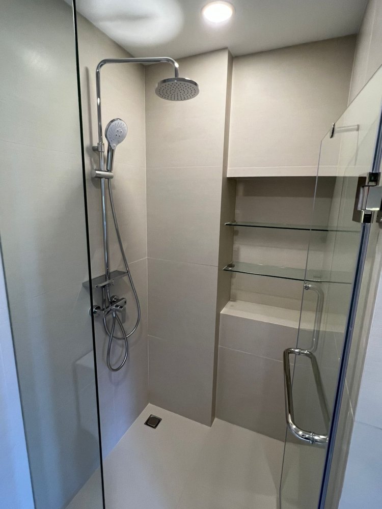 Property image - full photo 8