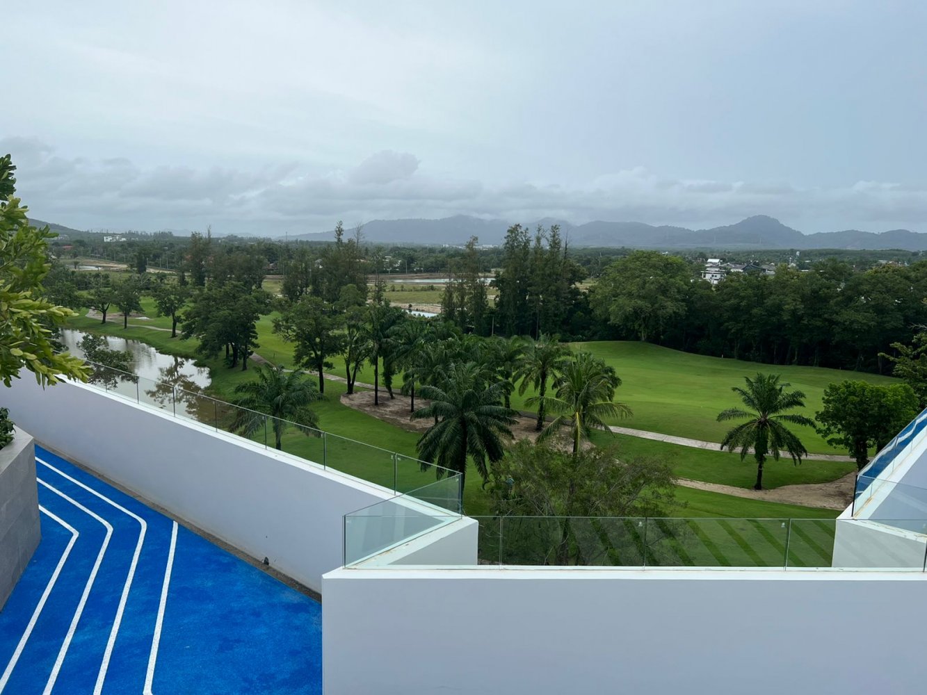 Property image - full photo 11