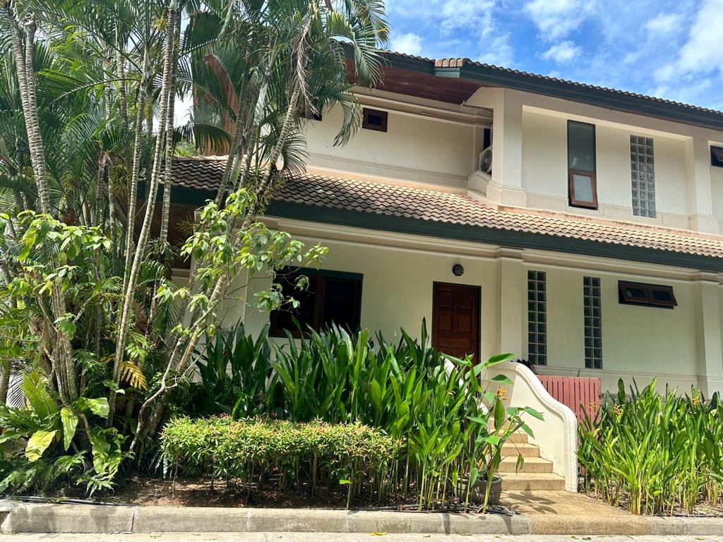 Property image - full photo 1