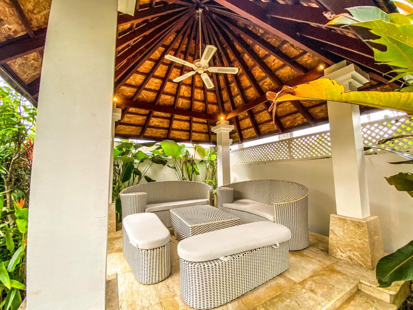 Property image - full photo 12