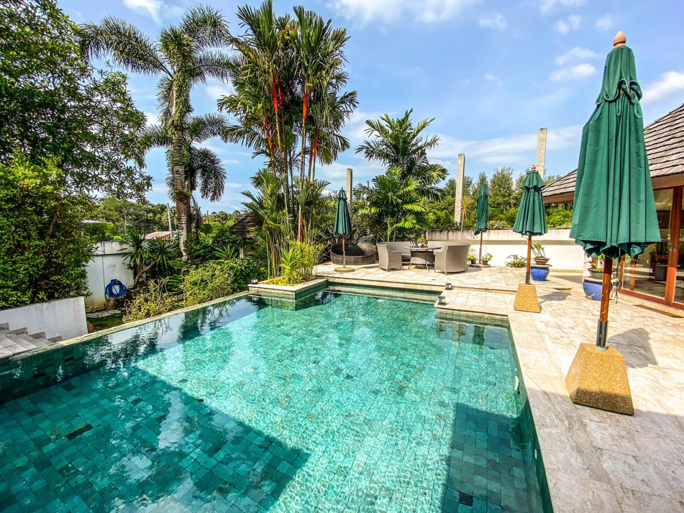 Property image - full photo 4