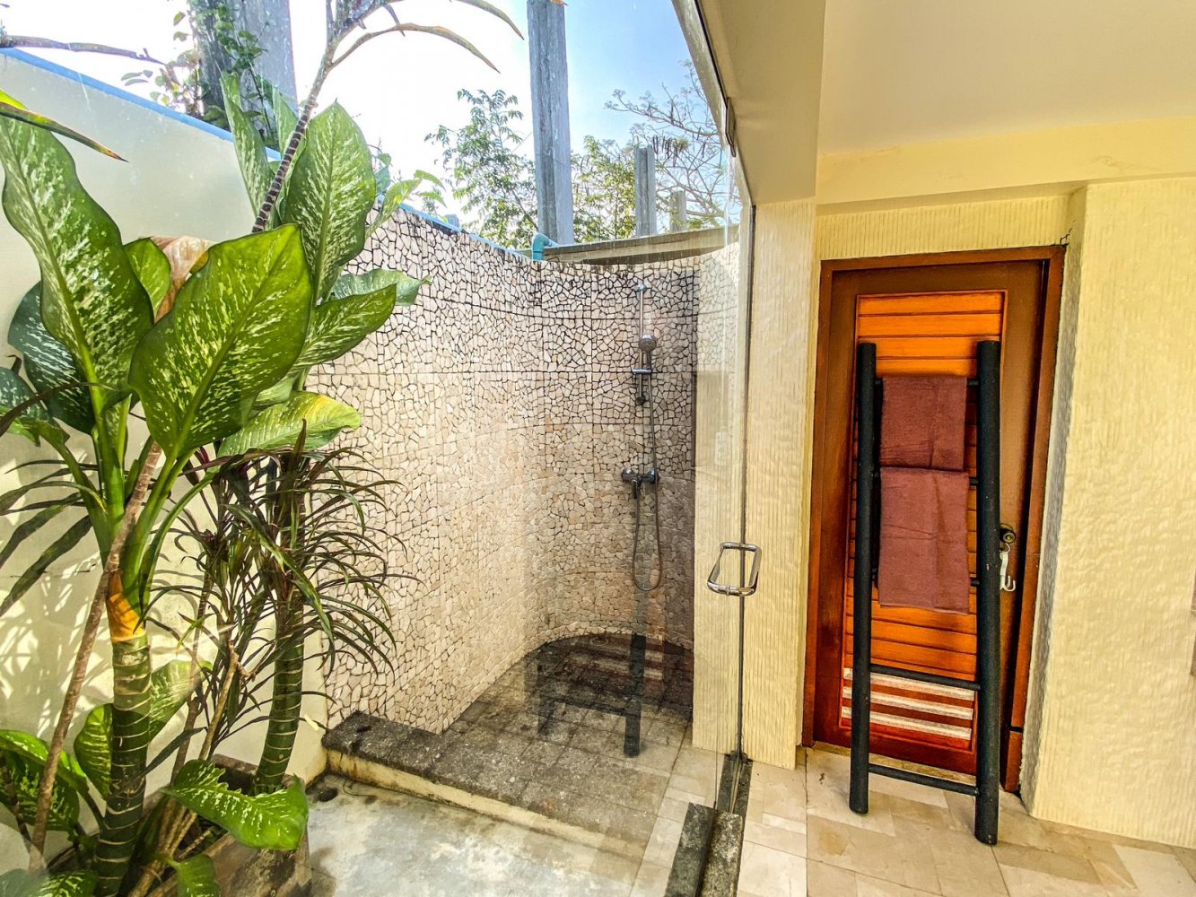 Property image - full photo 22