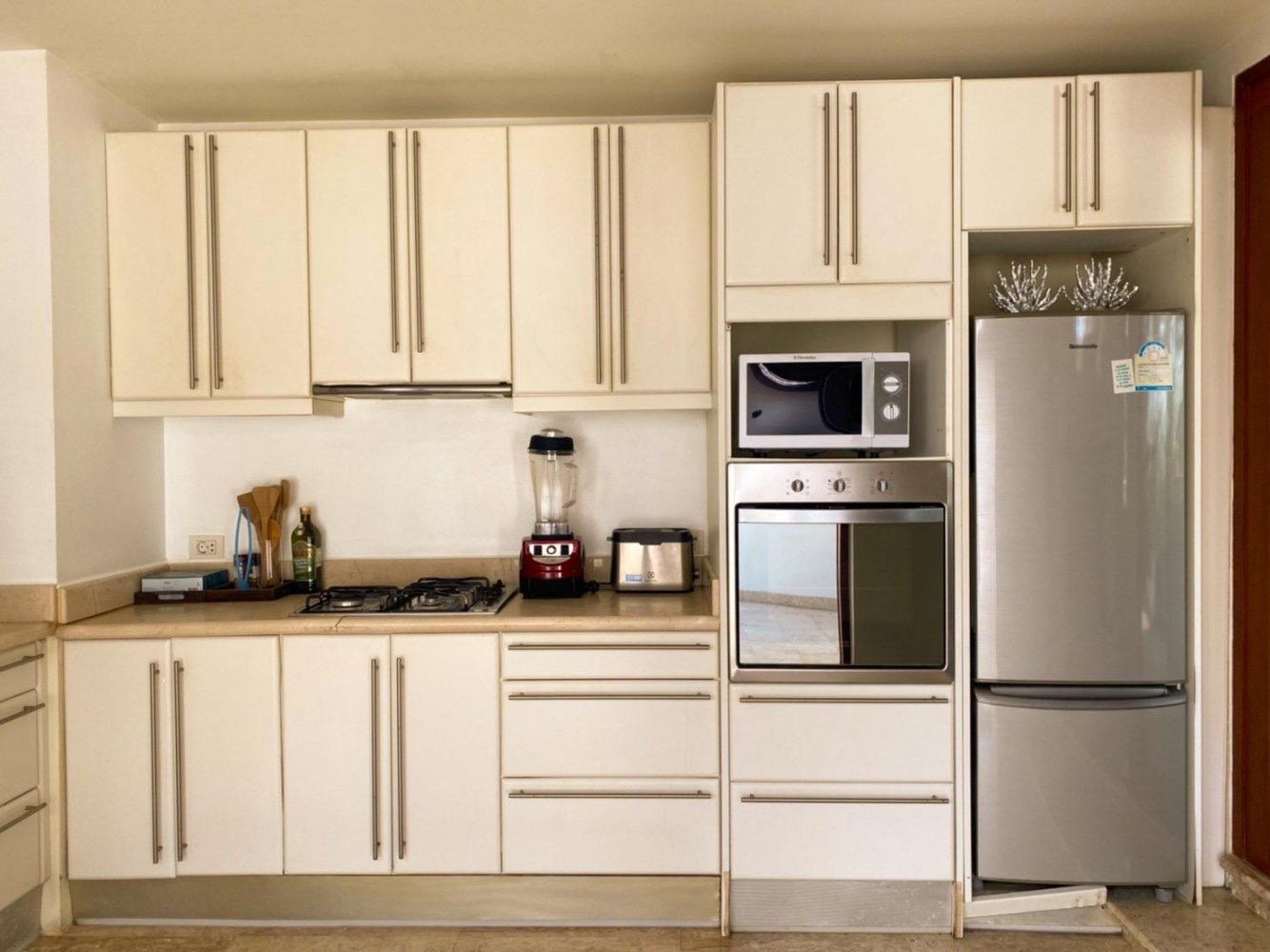 Property image - full photo 17