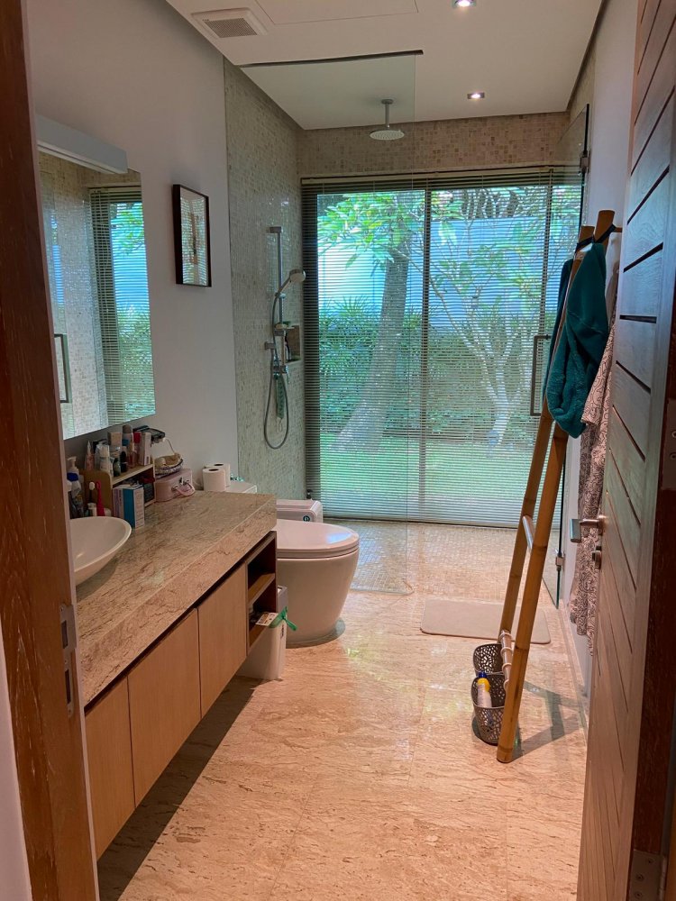 Property image - full photo 14