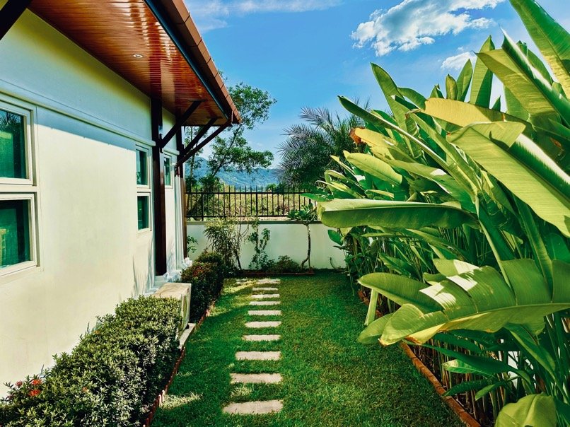Property image - full photo 15