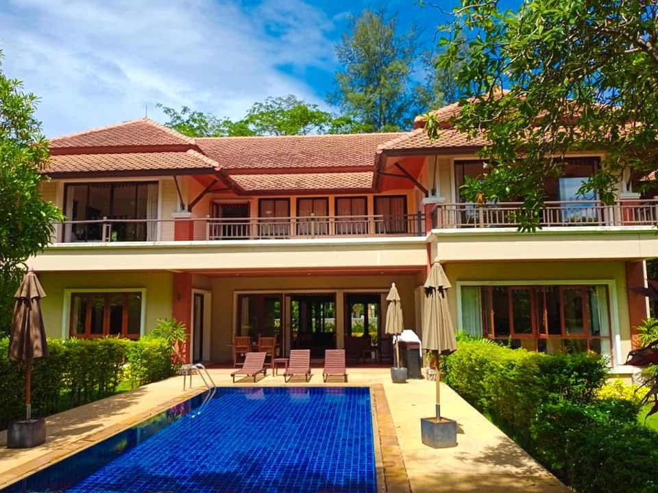 Property image - full photo 2