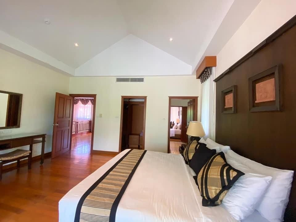 Property image - full photo 18
