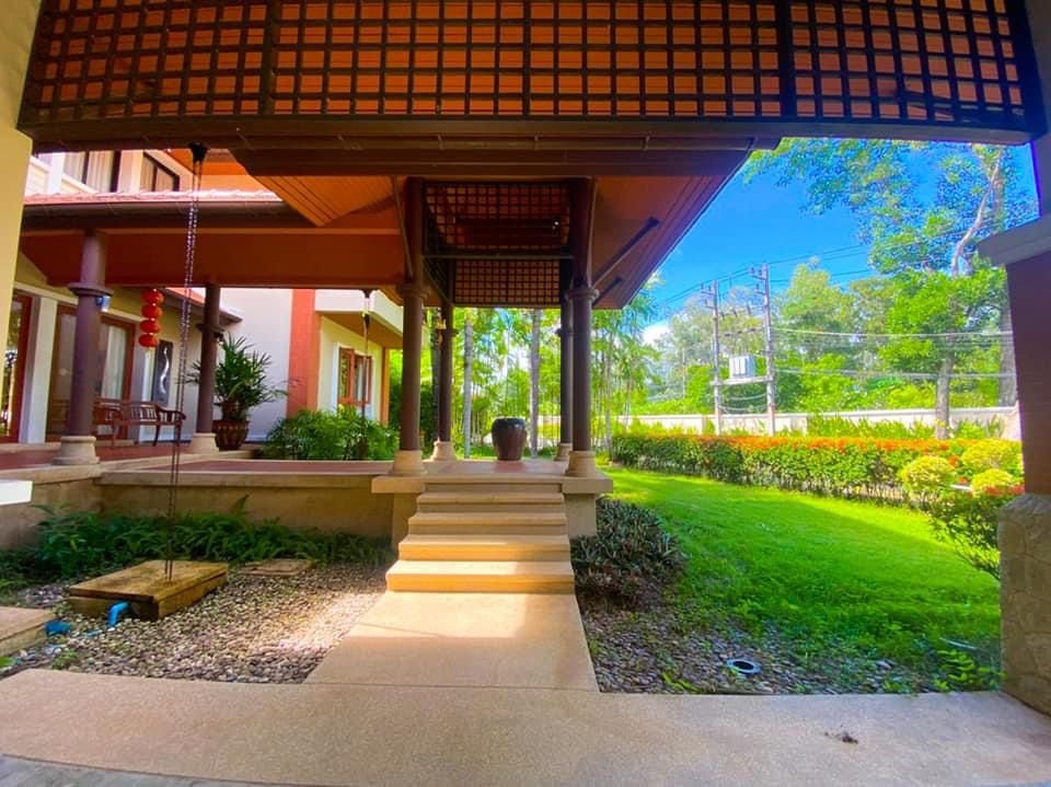Property image - full photo 12