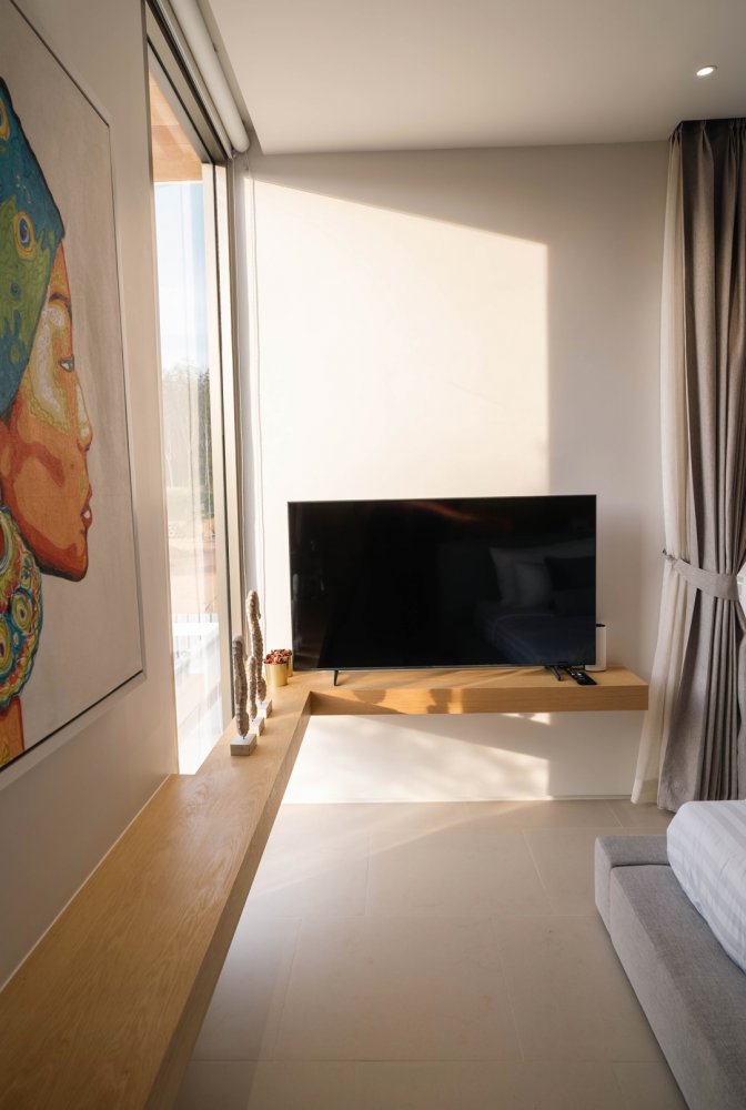 Property image - full photo 13