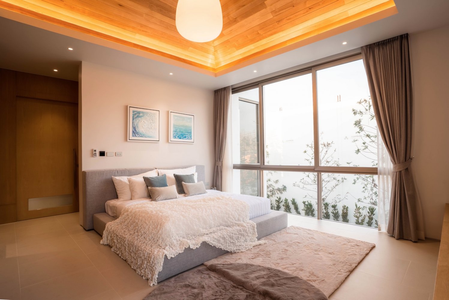 Property image - full photo 15