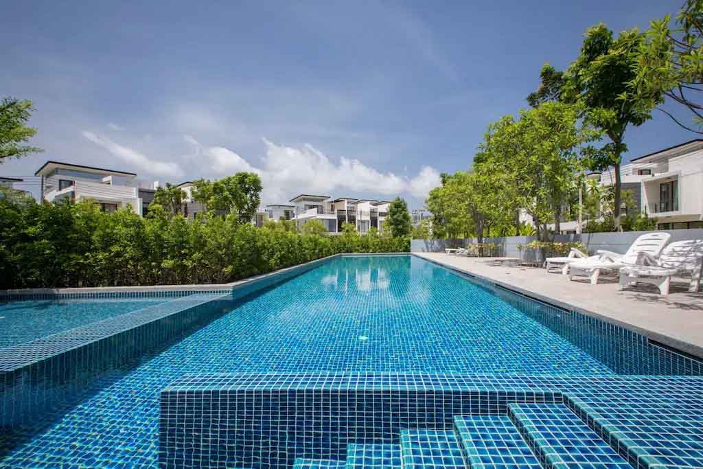 Property image - full photo 3
