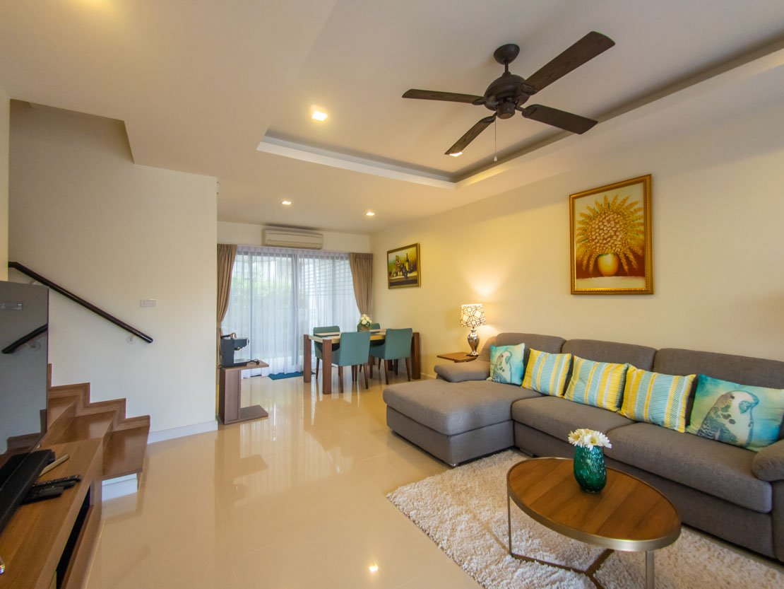Property image - full photo 8