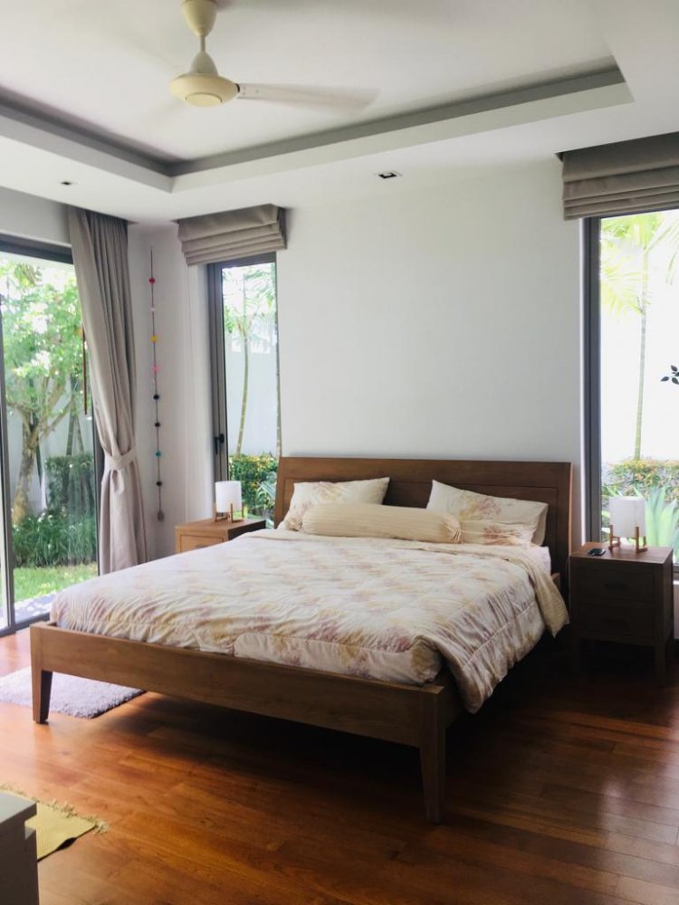 Property image - full photo 11